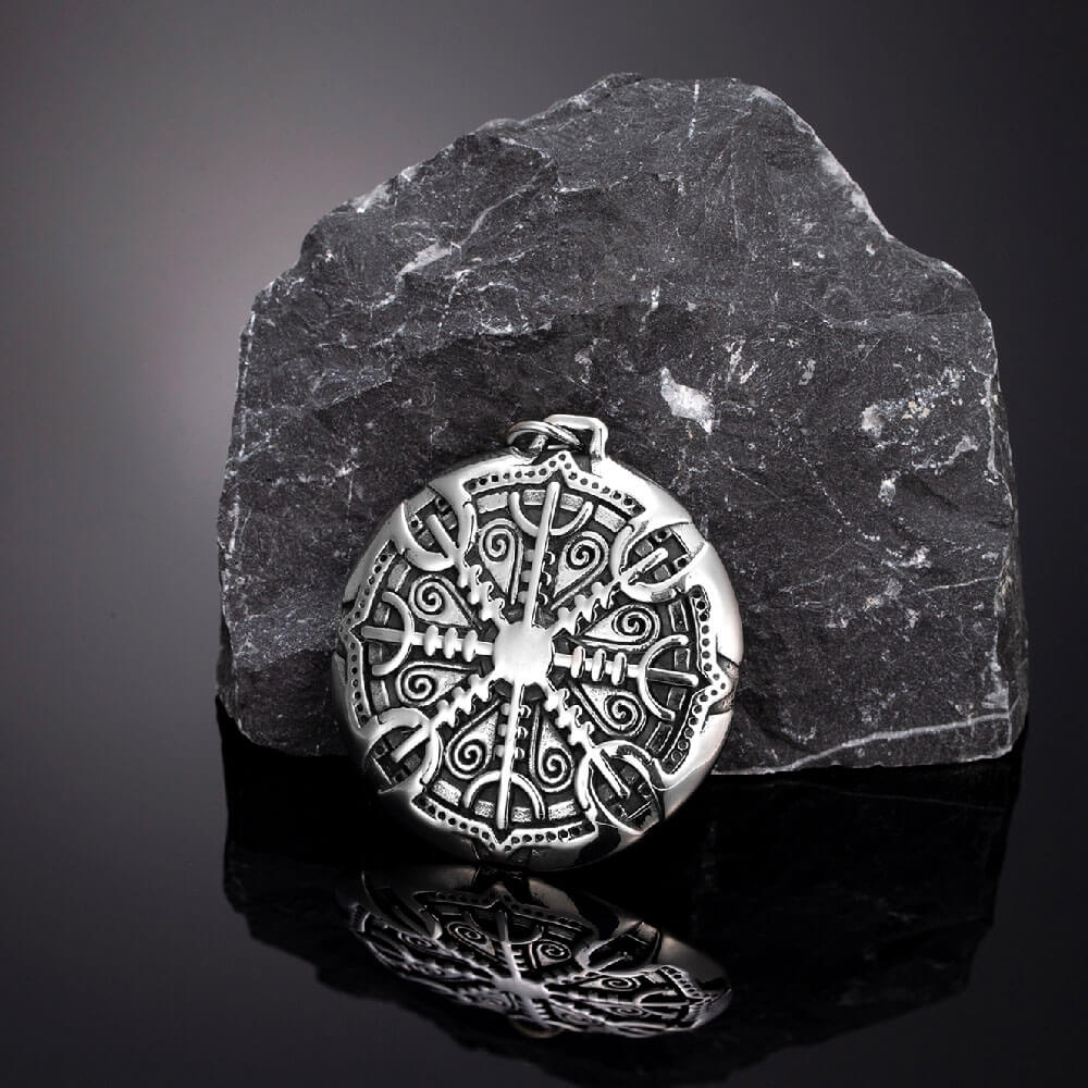 pendentif-boussole-viking-vegvisir0